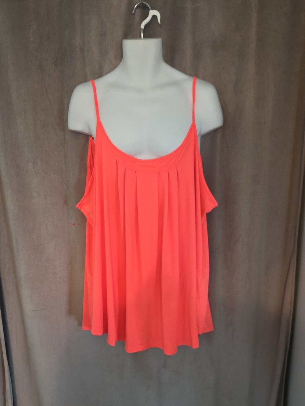 Women's 7X Coral Pleated Spaghetti Strap Top
